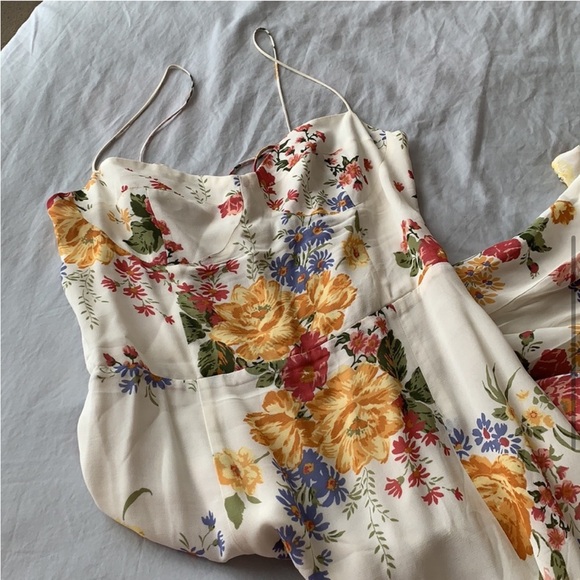 Reformation Juliette Dress in Bouquet - Picture 5 of 9